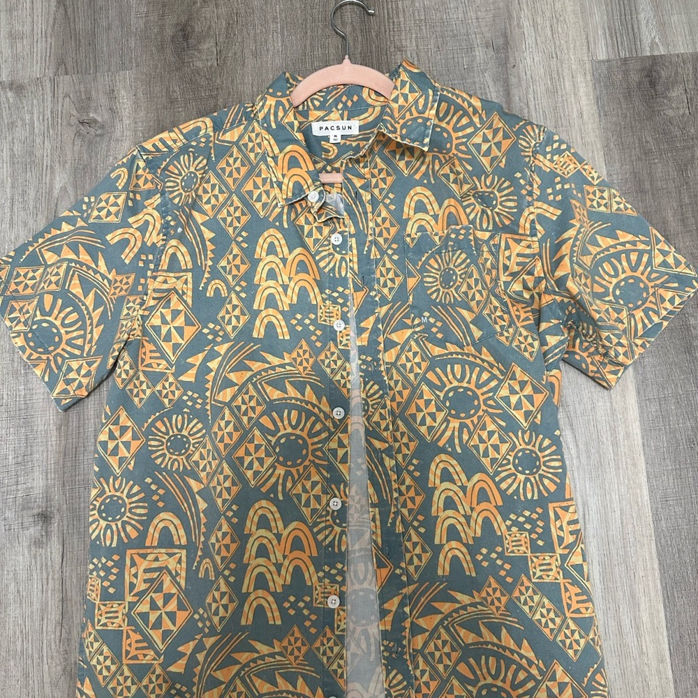 Men's Geometric Pattern Shirt - Green and Orange